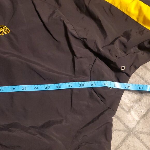Men's Tonix Iowa Hawkeyes Black and Yellow Pullover Jacket 2xl - Picture 7 of 8